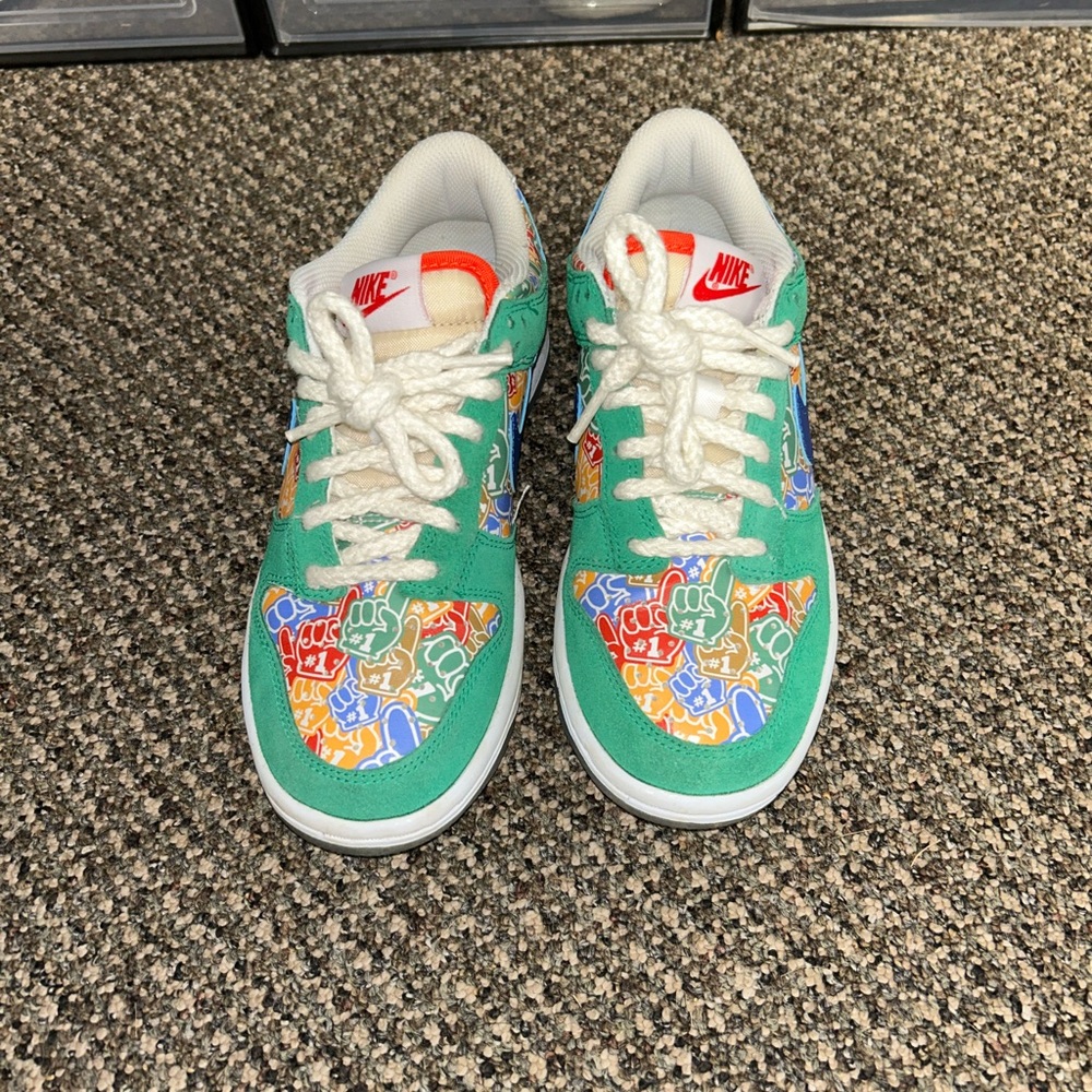 Nike Kids Green and Multicolor Sneakers
